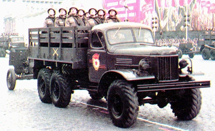 Автомобиль зил 157