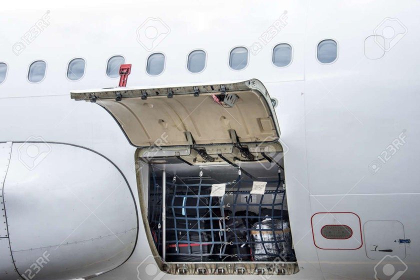 Аэробус 320 багажный отсек