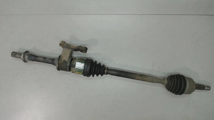 Лансер 9 правый приводной вал