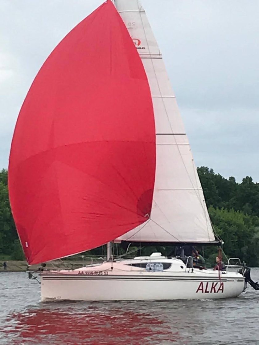 Maxus 28 двойной киль