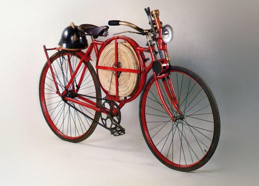 Пожарный велосипед 1905 года