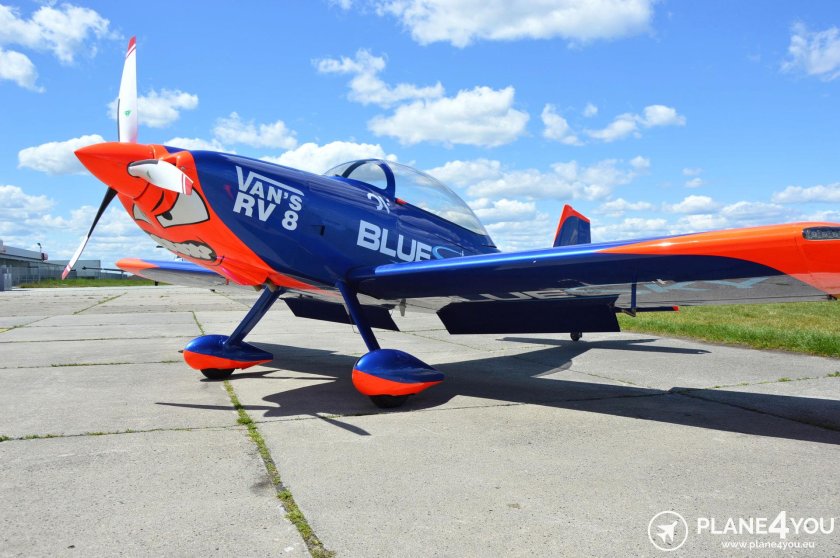 Самолет vans RV 8a
