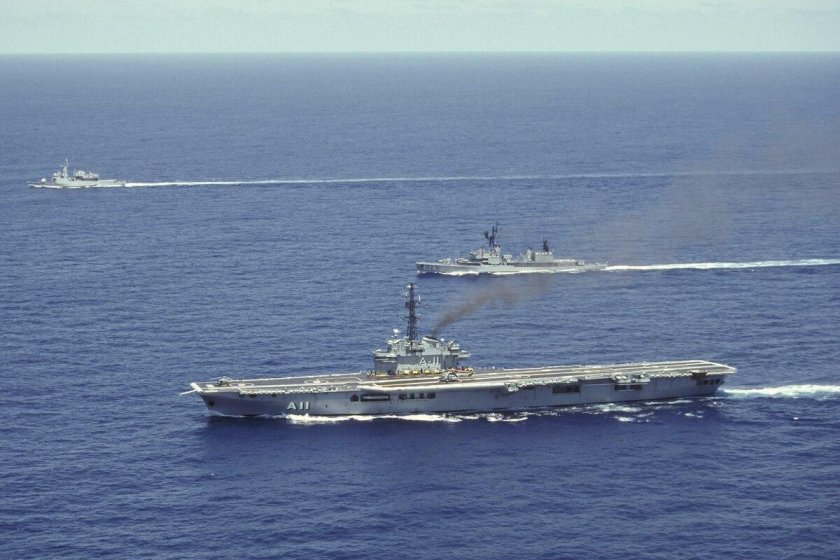 Бразильский авианосец Minas gerais