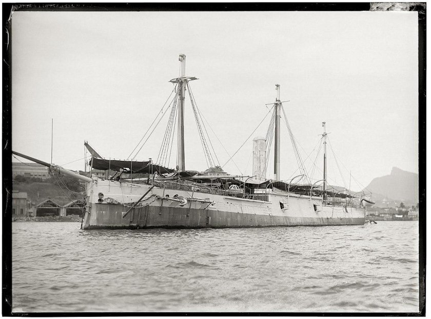 Броненосец Бразилия