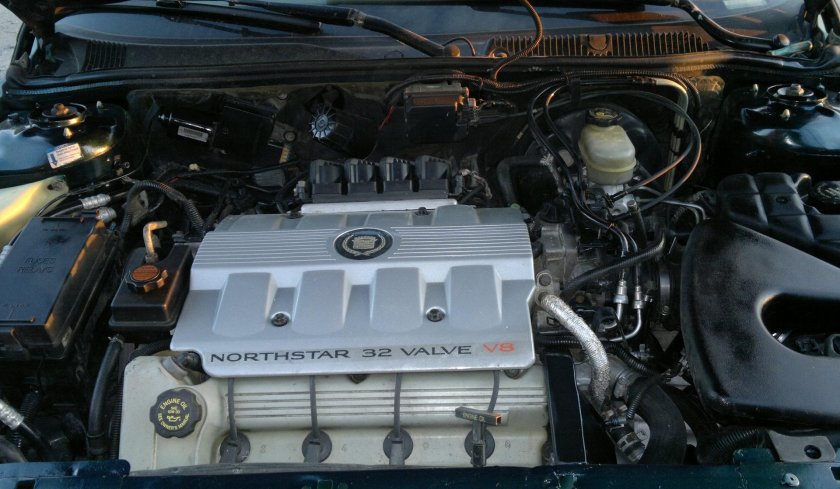 Cadillac Seville STS 4 6 V двигатель