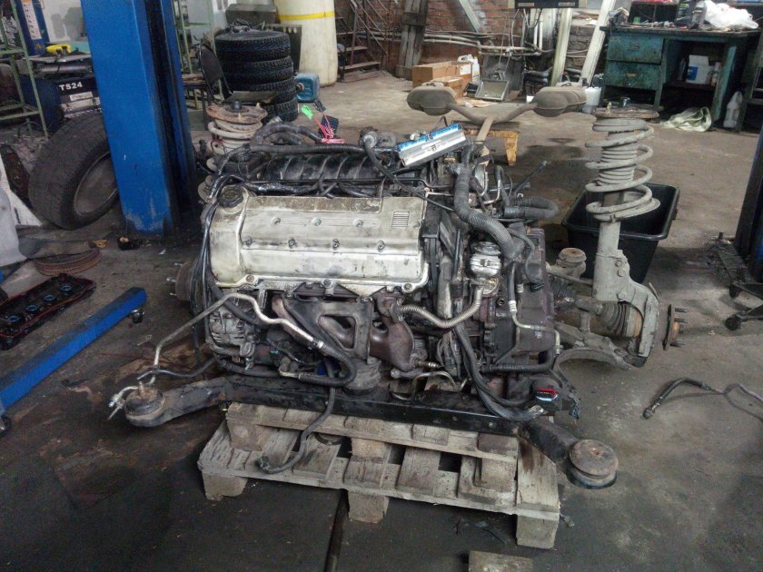 Двигатель Cadillac Seville 4.1