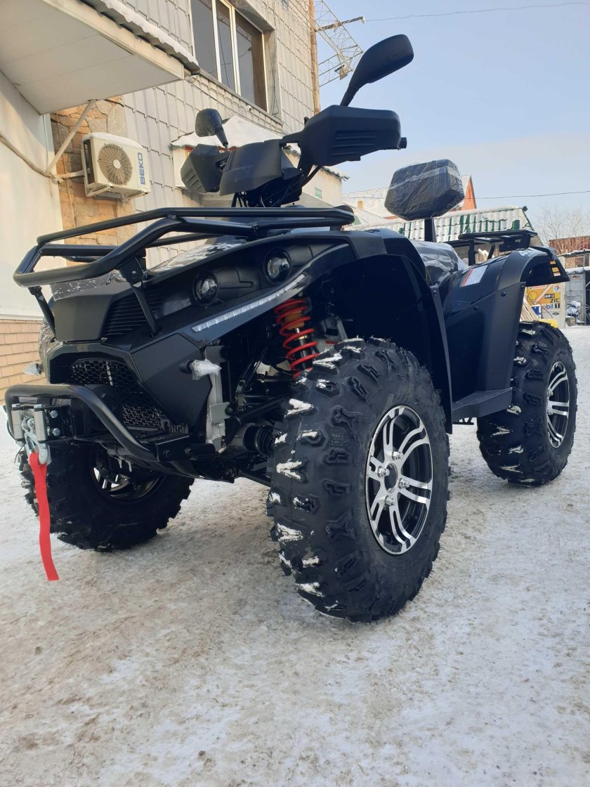 Квадроцикл linhai