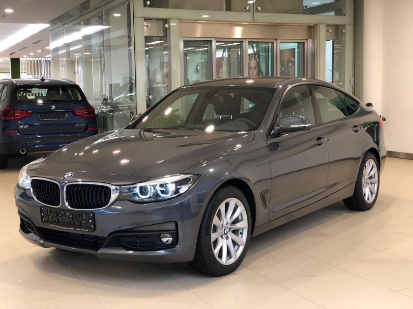 BMW 3 XDRIVE 2018