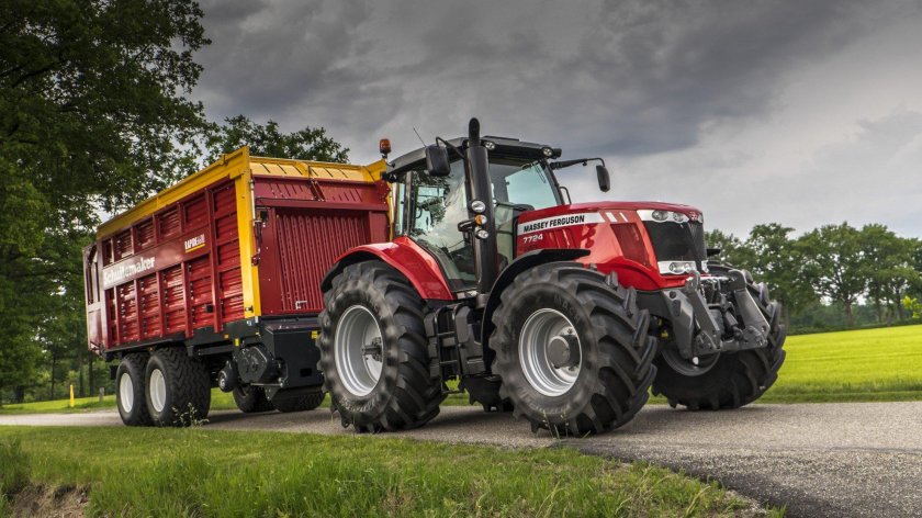 Трактор Massey Ferguson mf7724