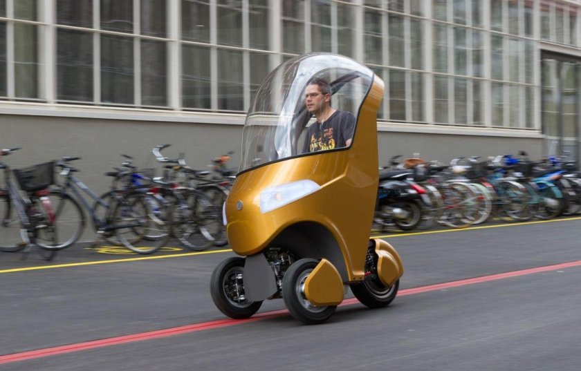 Электро трискутер с кабиной