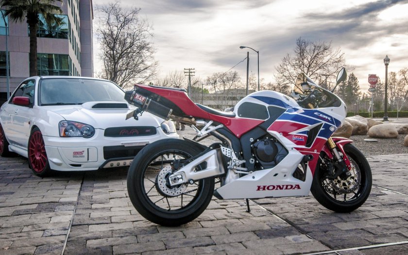 Мотоцикл Субару 600