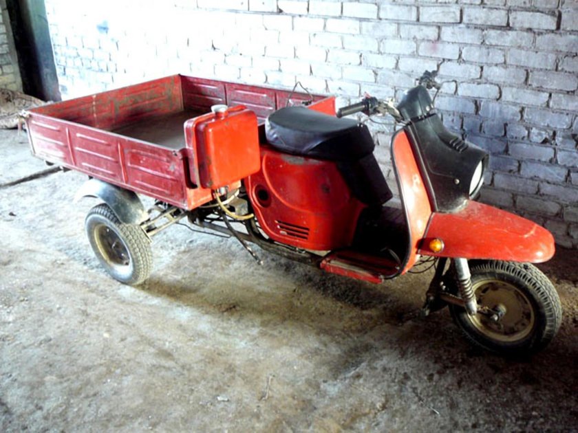 Муравей ТМЗ 200