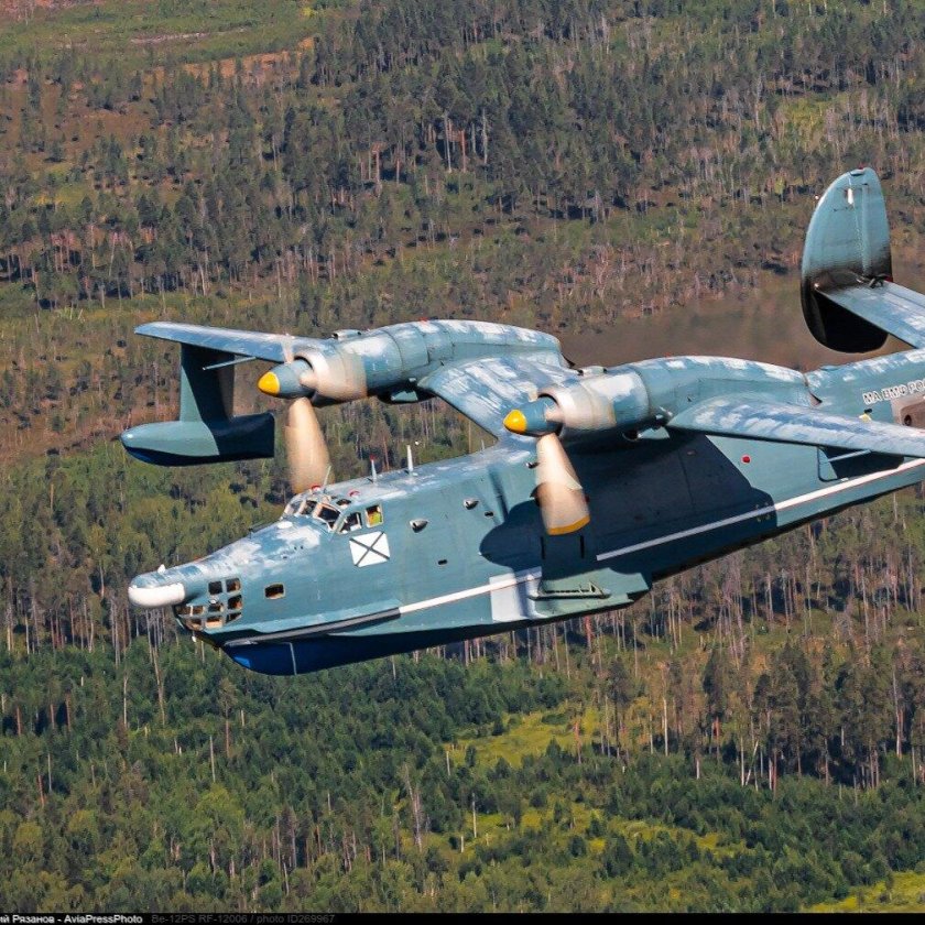 Гидросамолет бе-12