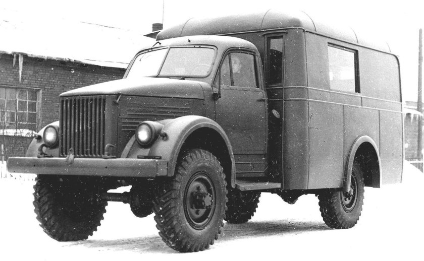 На шасси ГАЗ 63