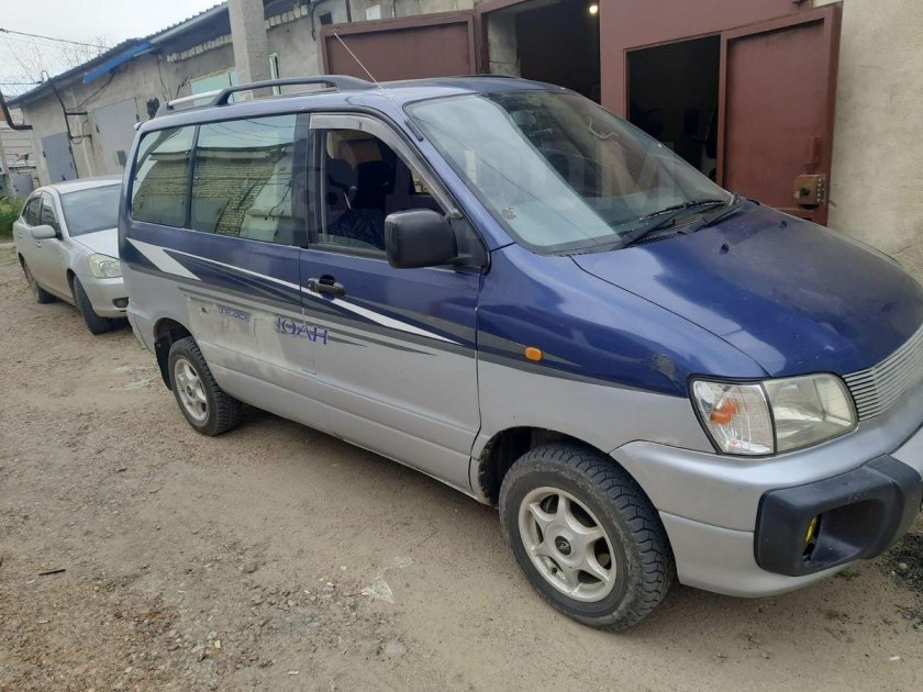Toyota Lite Ace Noah 1998
