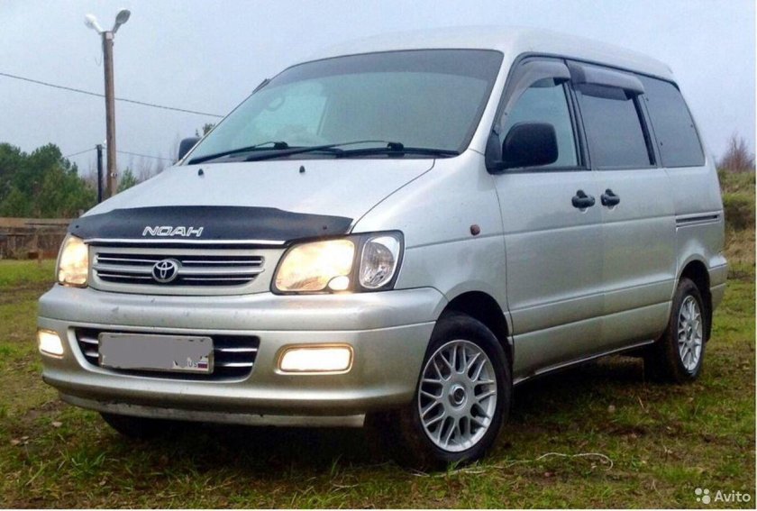 Toyota Town Ace Noah 1999
