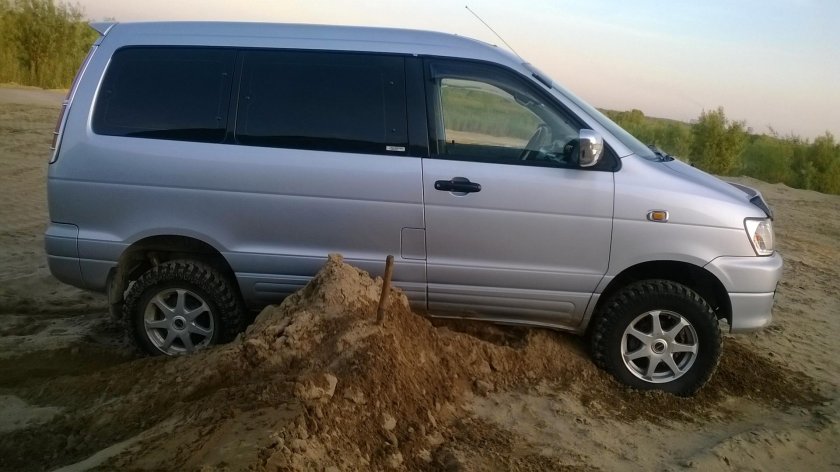 Toyota Lite Ace Noah