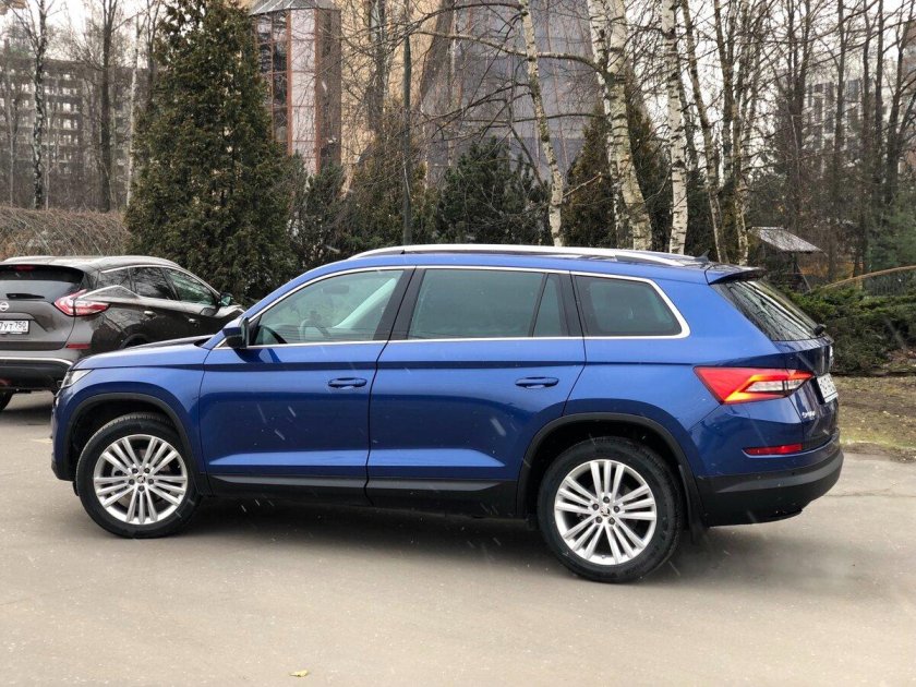 Skoda Kodiaq 2022 синий