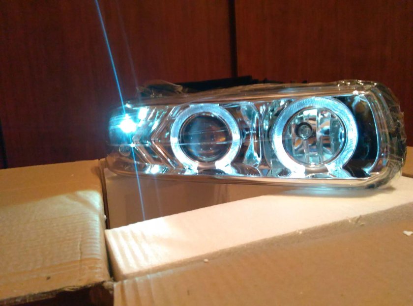 Фары Шевроле Тахо 410