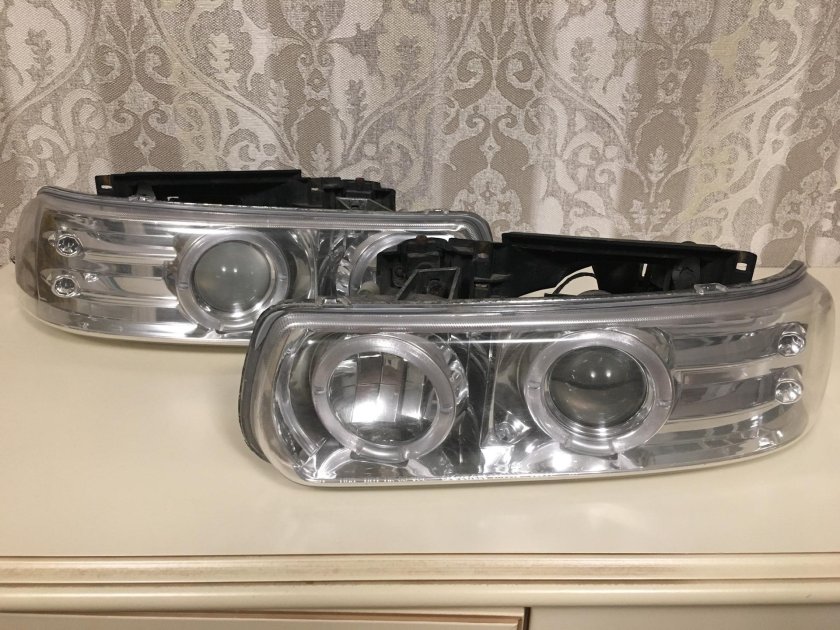 Фары Chevrolet Tahoe 840
