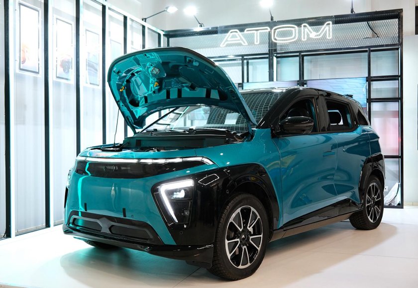 Российский электромобиль атом