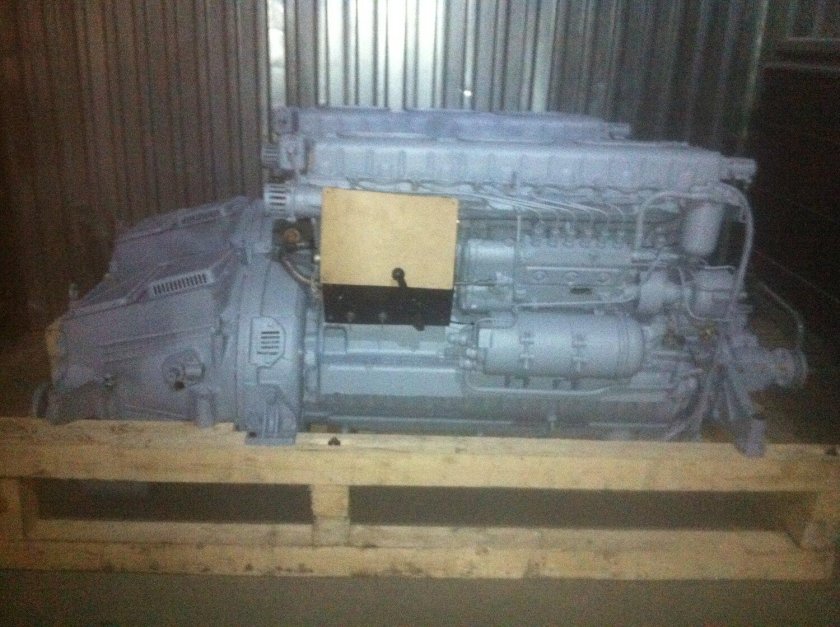 Судовой дизель 3д6