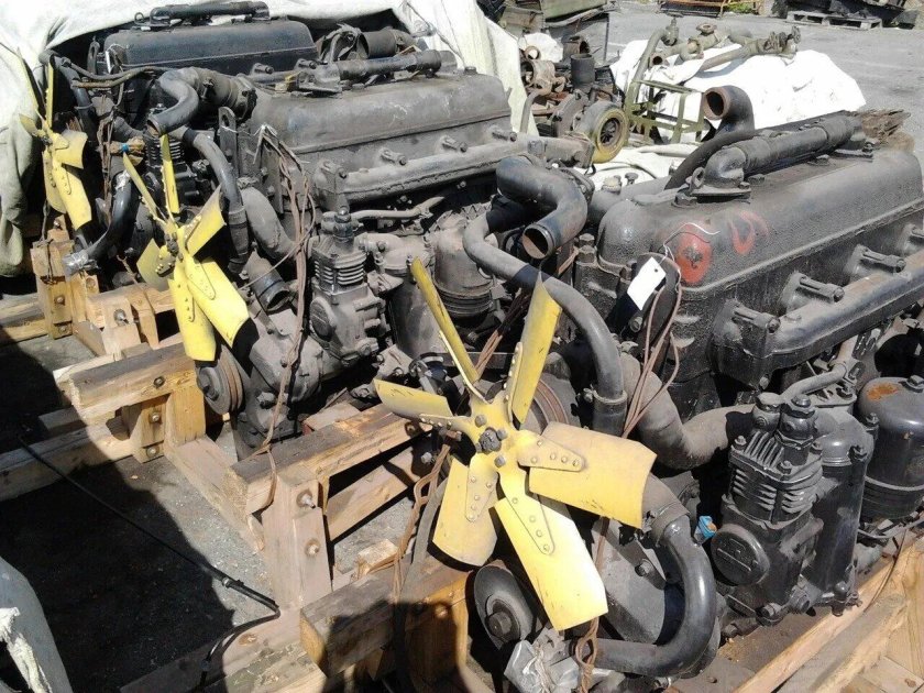 Двигатель АМЗ д442