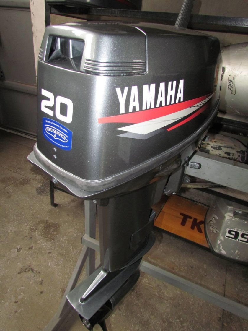 Лодочный мотор yamaha