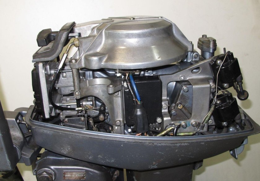 Мотор 20 Ямаха румпель