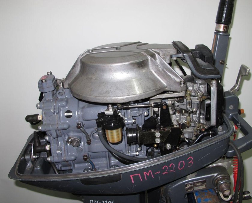 Ямаха 30 DWH 3 цилиндра