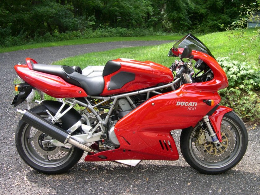 Ducati 750 supersport