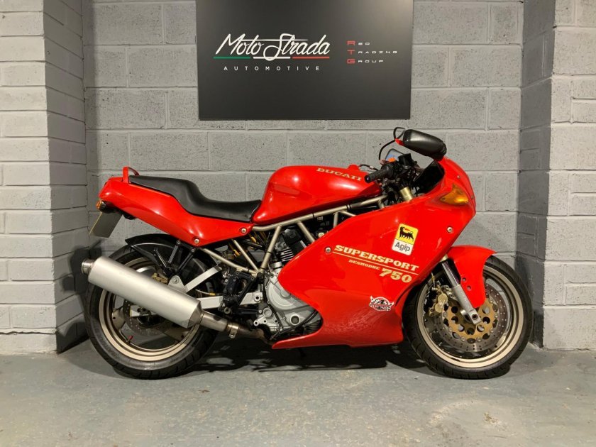 Ducati 750 super sport