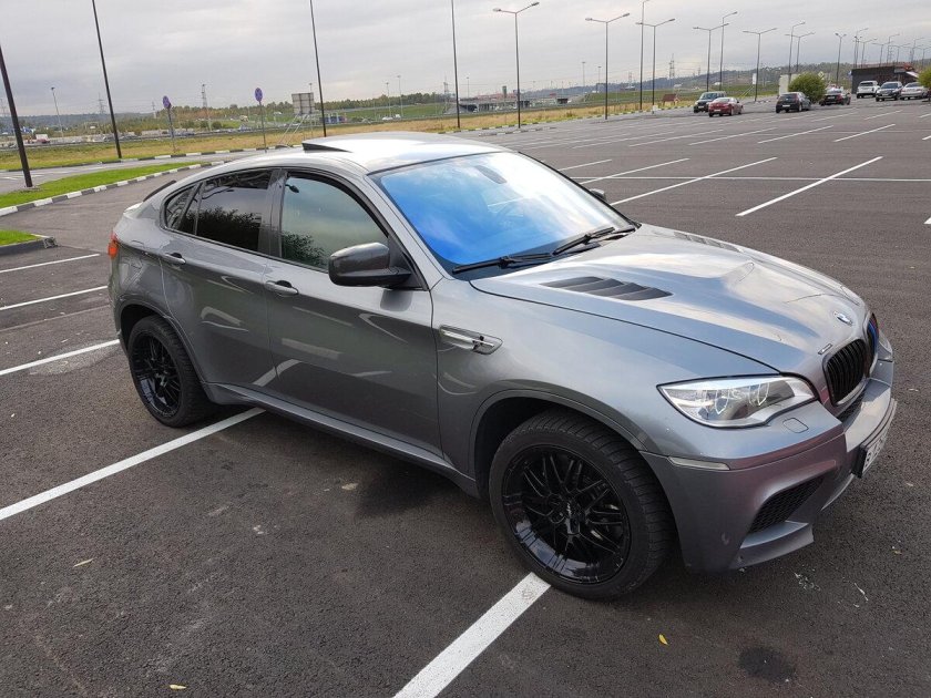 BMW x6 e71 серый