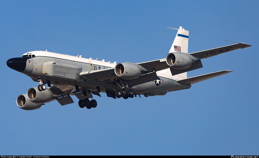 Boeing rc 135 w rivet joint