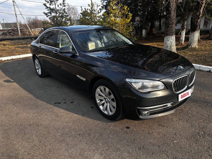 Bmw 750 li xdrive