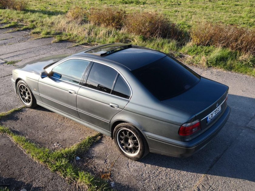 БМВ Дельфин е39