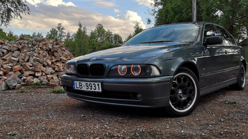БМВ Дельфин е39