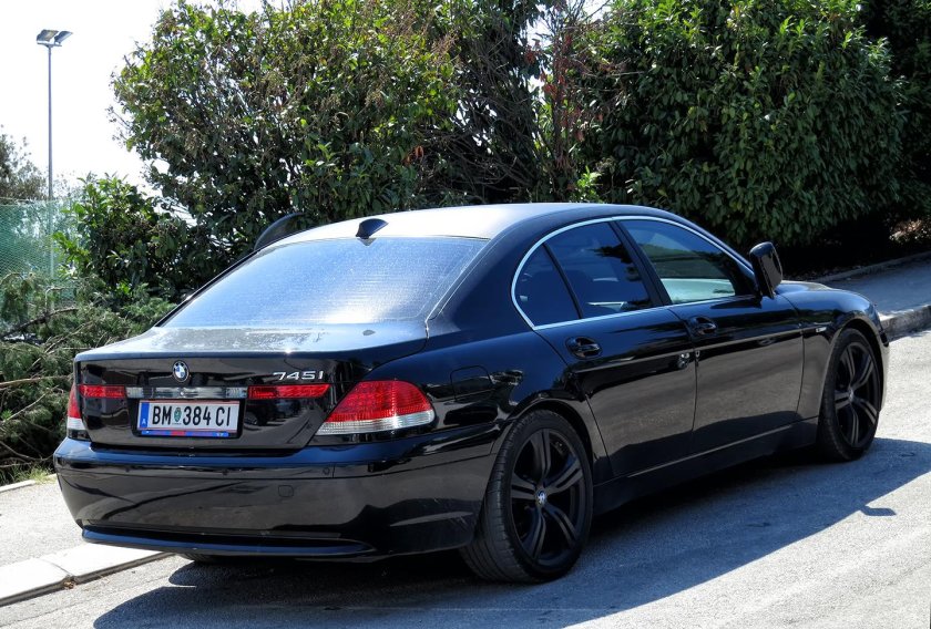 БМВ Дельфин 7