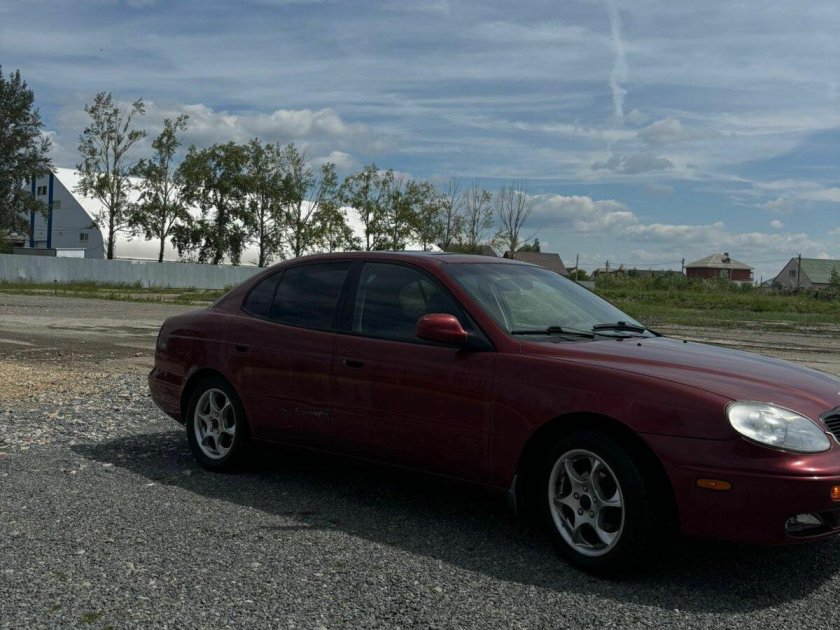 Дэу леганза 2001