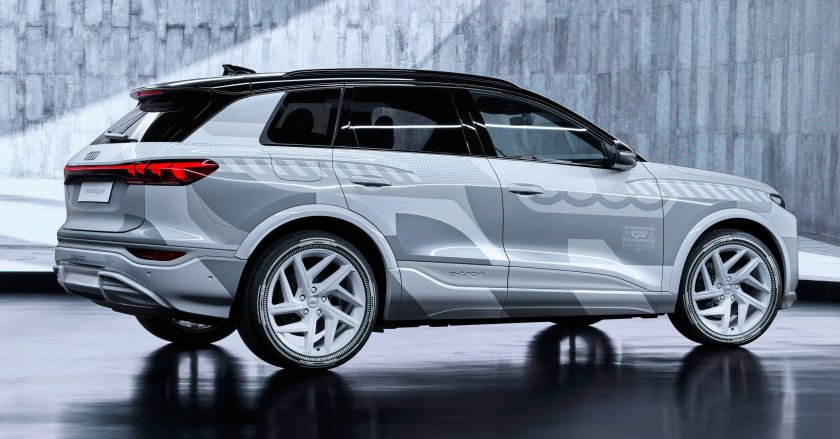 Audi sq8 e-tron 2025