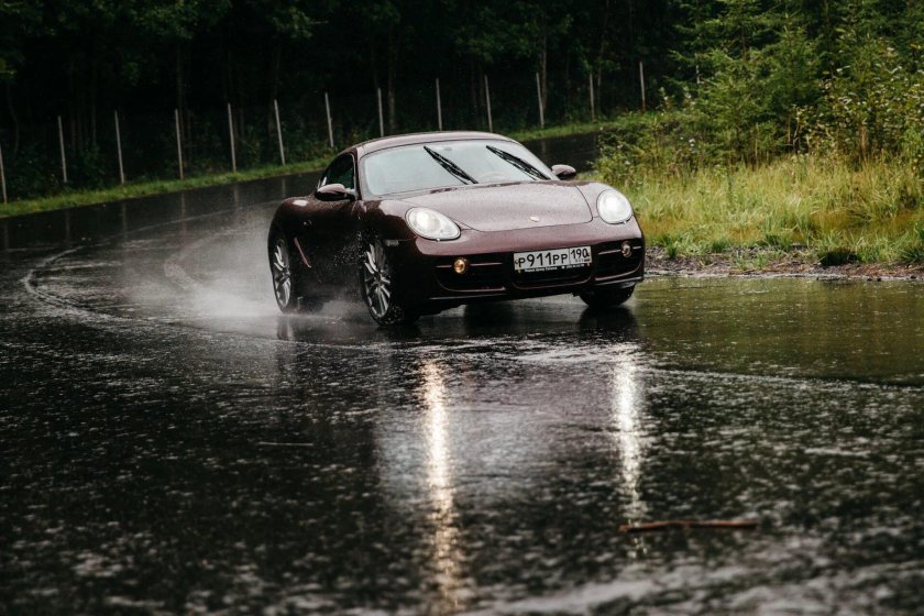 Порше в 90х на Дмитровском полигоне