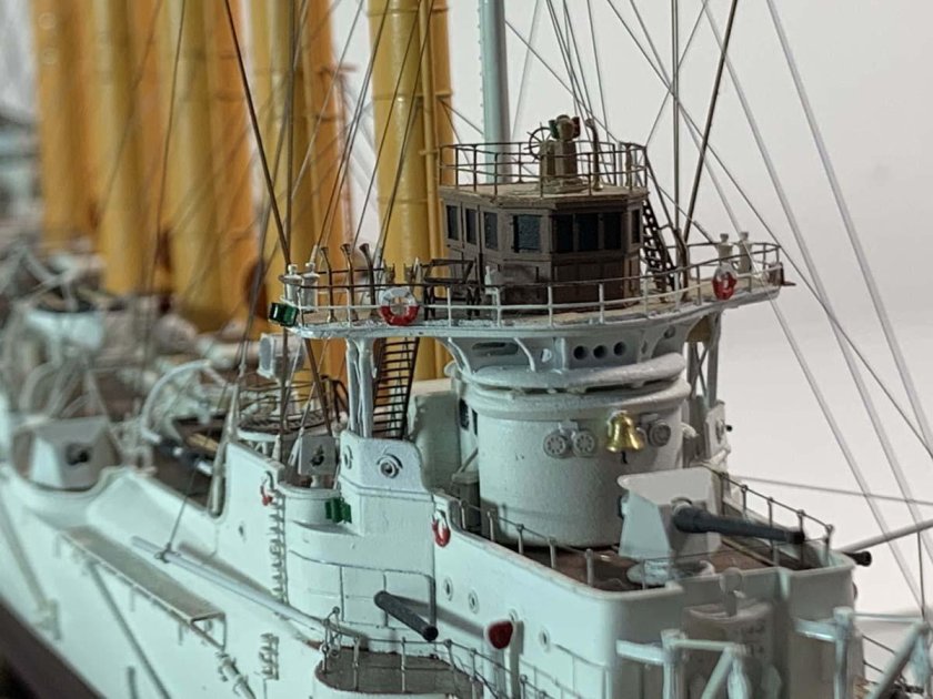 Аскольд бронепалубный крейсер модель