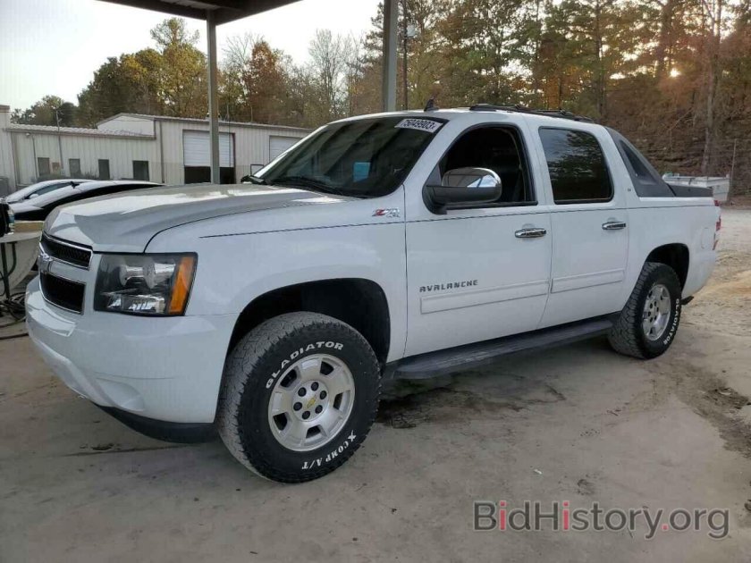 Chevrolet Avalanche 3