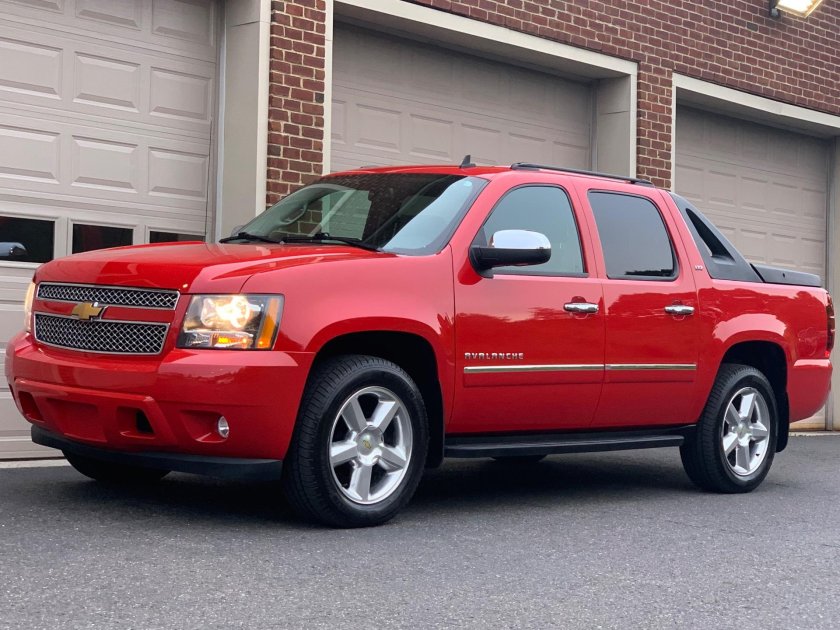 Chevrolet Avalanche 2012