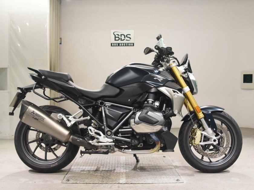 Мотоцикл bmw