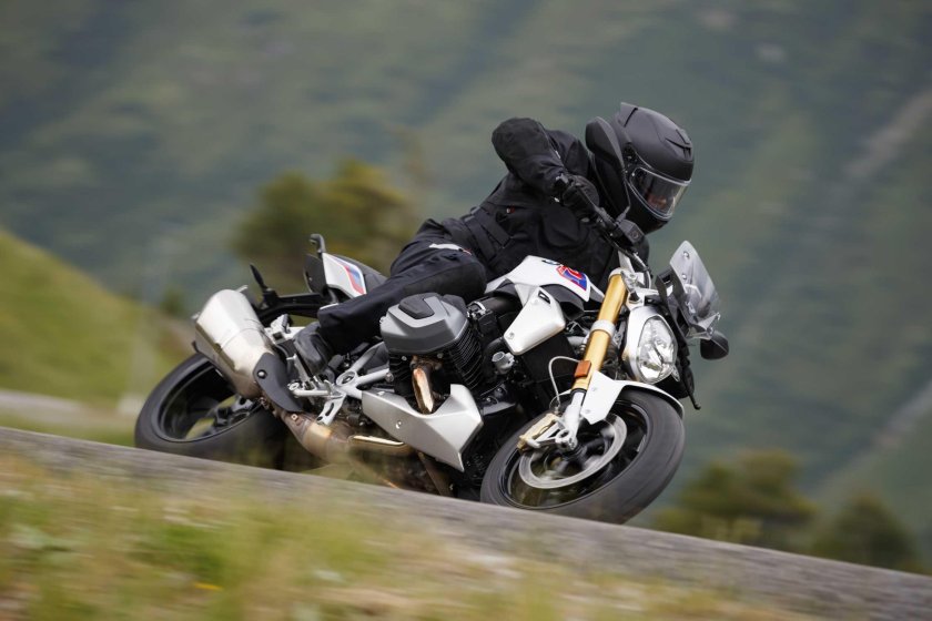 Bmw r1200 r roadster