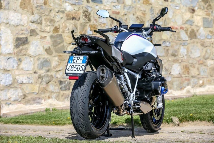 Мотоцикл bmw