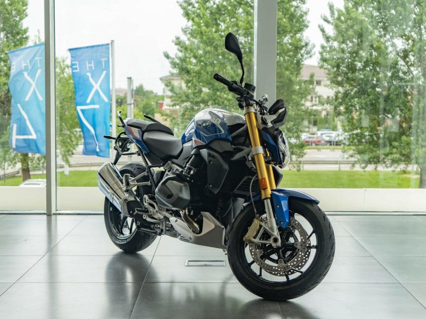 BMW r1200gs Adventure синий