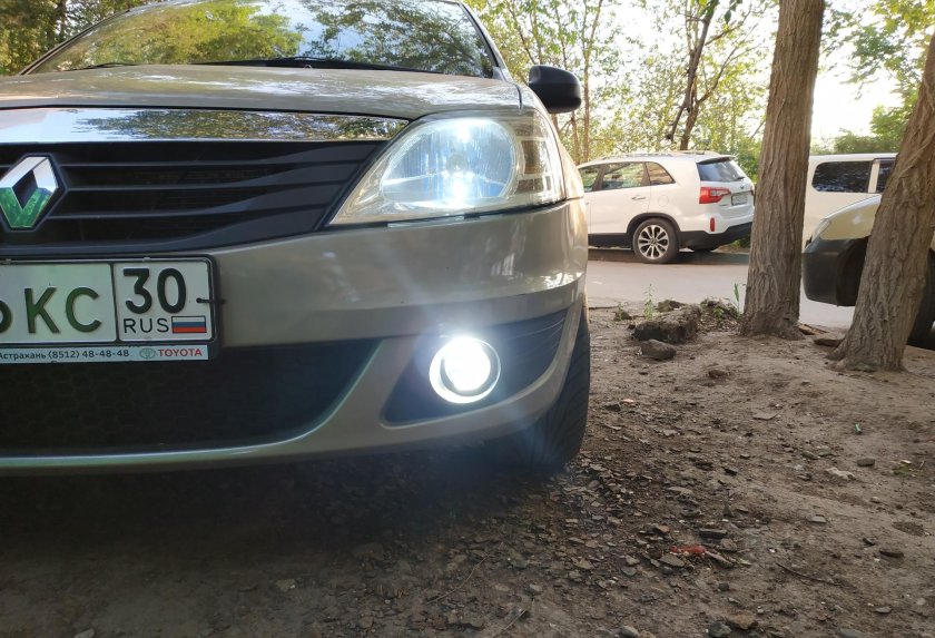 Туманки Рено Логан 1