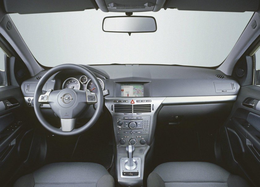 Опель Астра h салон